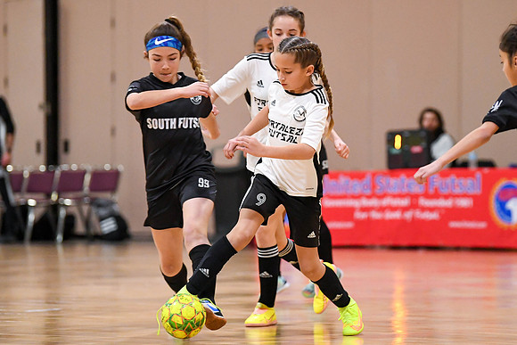 EMSC 2011 AC Futsal2399