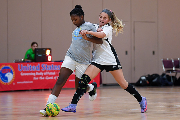 EMSC 2011 AC Futsal0721