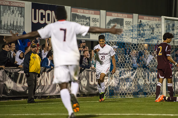UCONN vs Iona0979