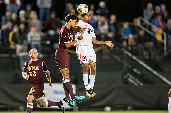 UCONN vs Iona0700