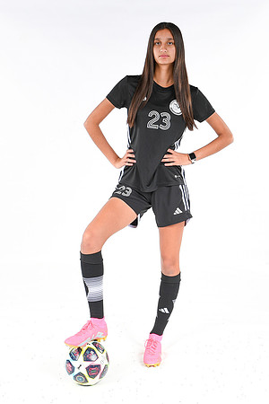 2011 ECNL Galaxy Jiya Luther-13