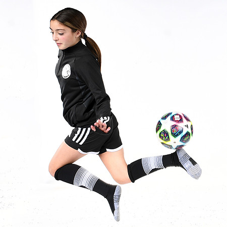 2011 ECNL Galaxy Mackenzie Schneidler-11