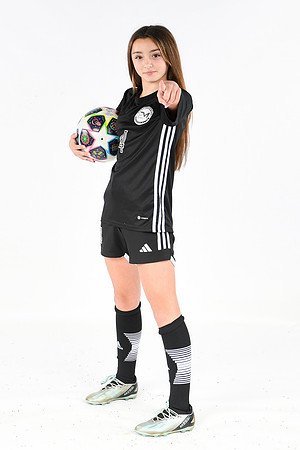 2011 ECNL Galaxy Mackenzie Schneidler-15